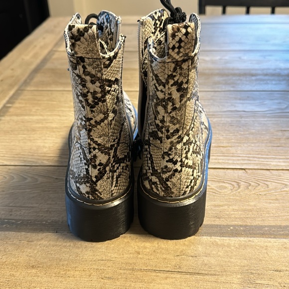 Italian leather books bought in Milan - Picture 3 of 5